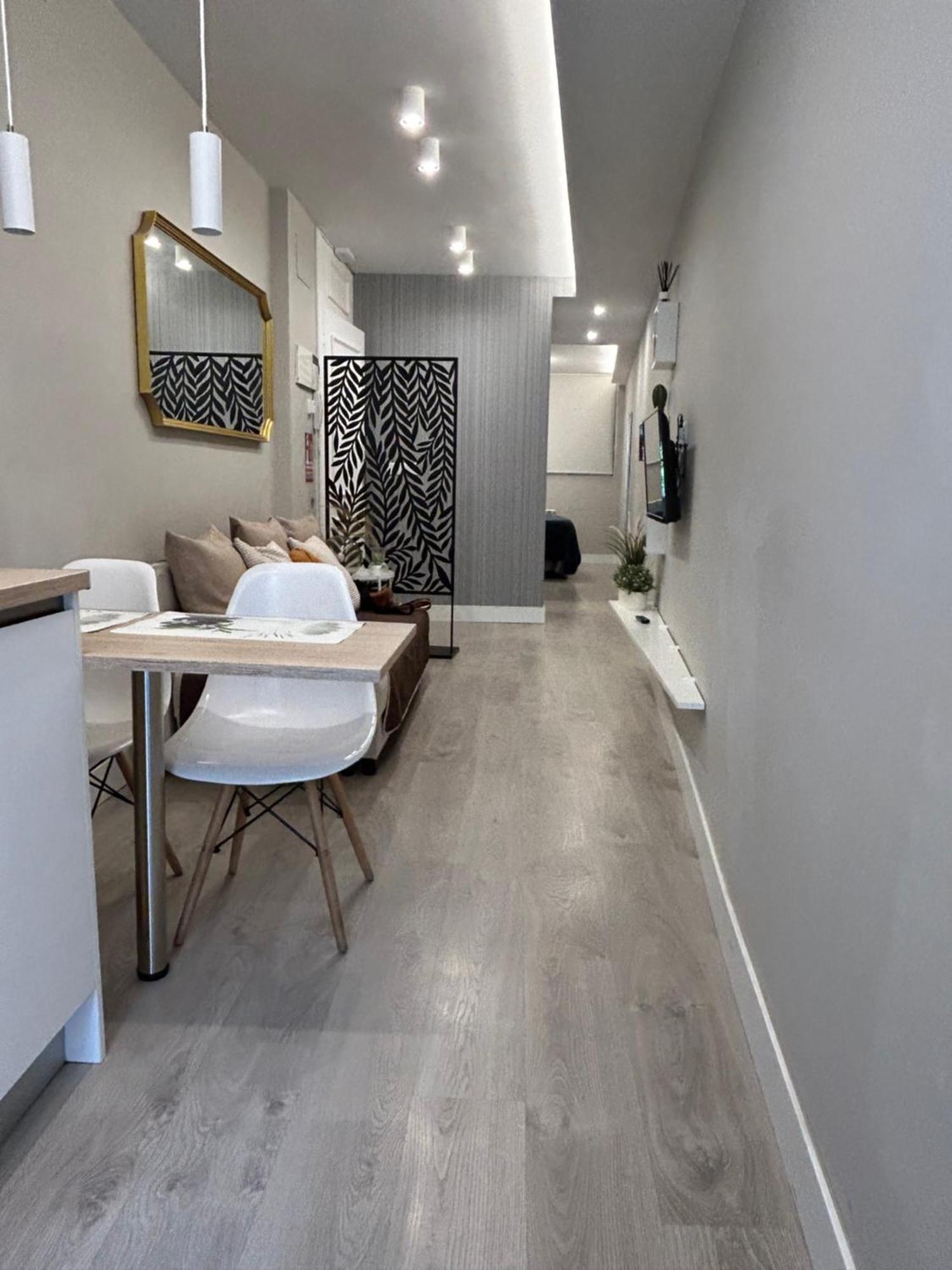 Alojamientos Castellana Jardin 1 Y 2 Parking Y Piscina Gratis!! Burgo エクステリア 写真